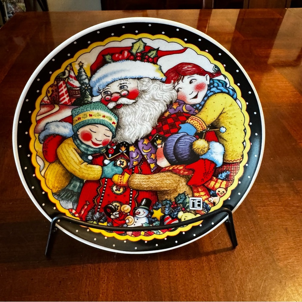 Mary Engelbreit Christmas 7" Santa Claus Plate Santa Candy Decorator Dish